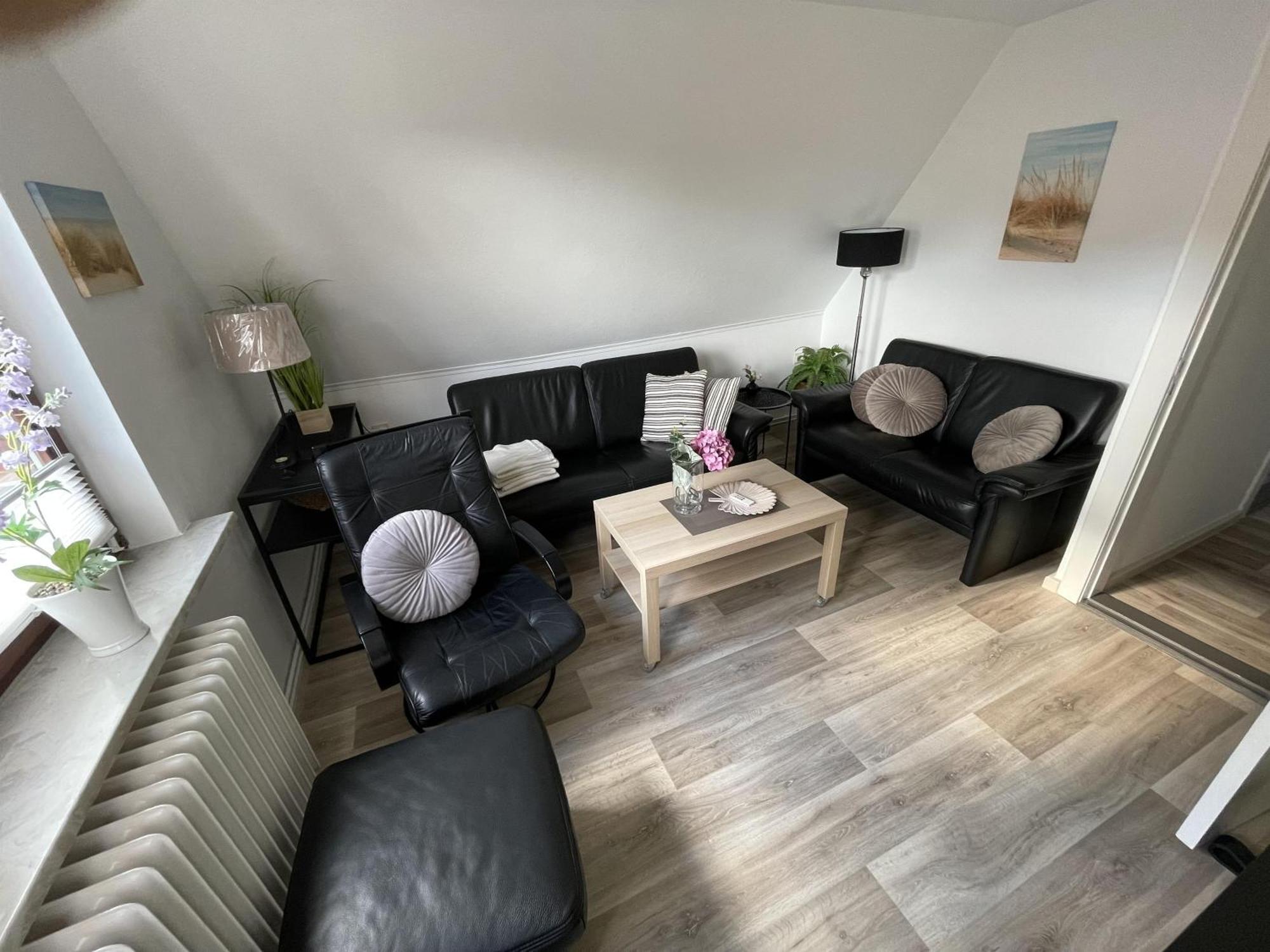 Ferienwohnung Alice Burhave Bagian luar foto